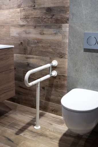 OLSEN SPA - Madlo pre invalidov, 60 cm, s podperou, biela farba KD02331417