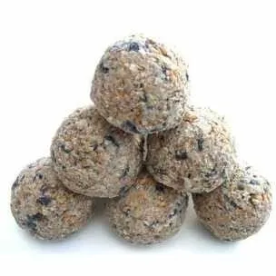 Trolik - zimny sotriment Lojová gula v sietke 6x85g