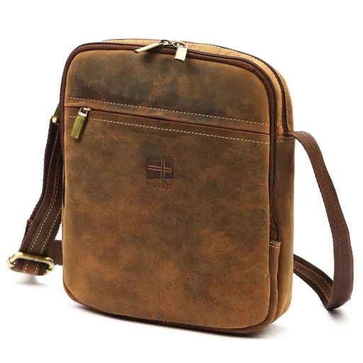 Kožená taška na rameno z brúsenej kože – rozmery 21 × 24 × 7 cm Nordee