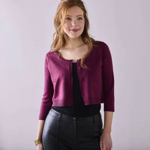 Úpletové bolerko na gombíky s 3/4 rukávmi