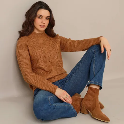 Pulóver s pleteným vzorom a stojačikom