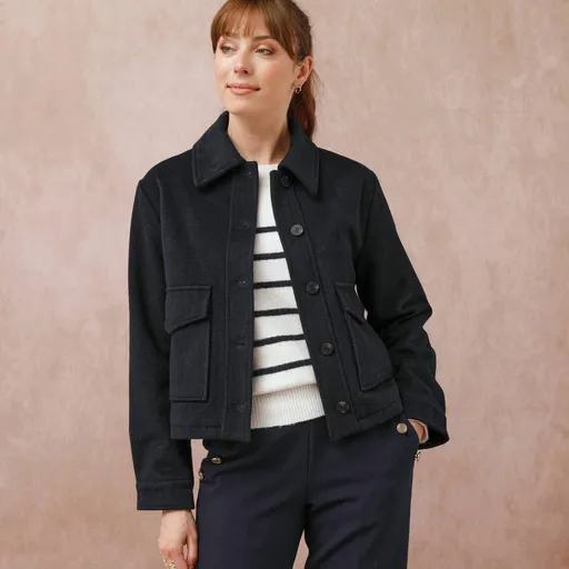 Krátka bunda s prímesou vlny