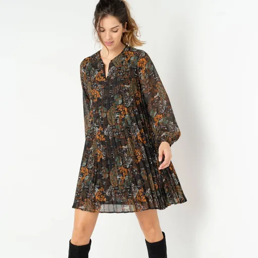 Krátke plisované šaty s potlačou