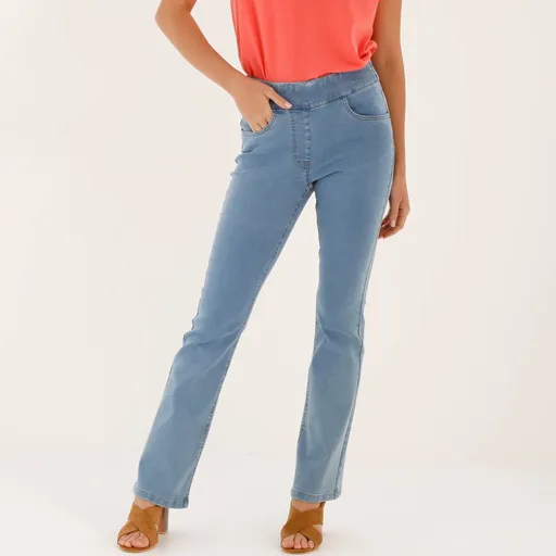 Strečové bootcut džegíny pre nižšiu postavu