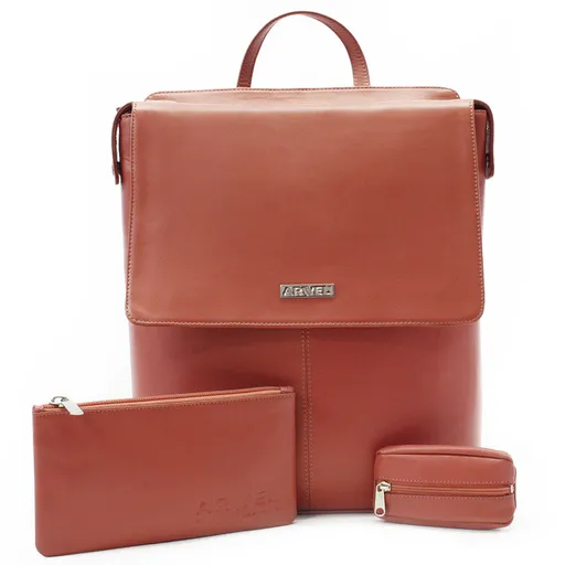Tmavo ružová sada dámskeho batohu, etue a kľúčenky 412-1660-0023-2418-35