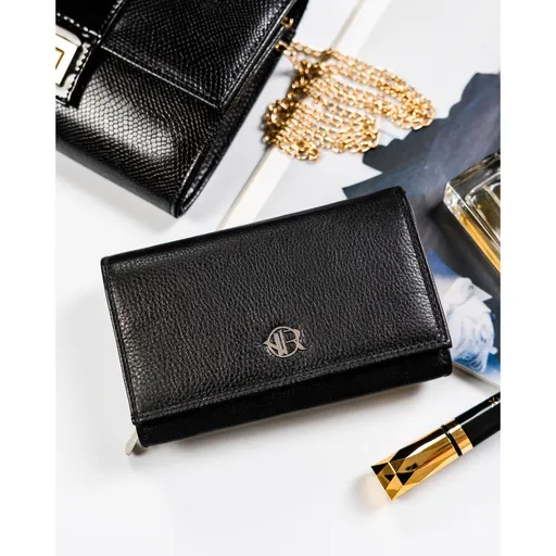 Priestranná dámska kožená peňaženka v čiernej farbe s RFID technológiou – Rovicky