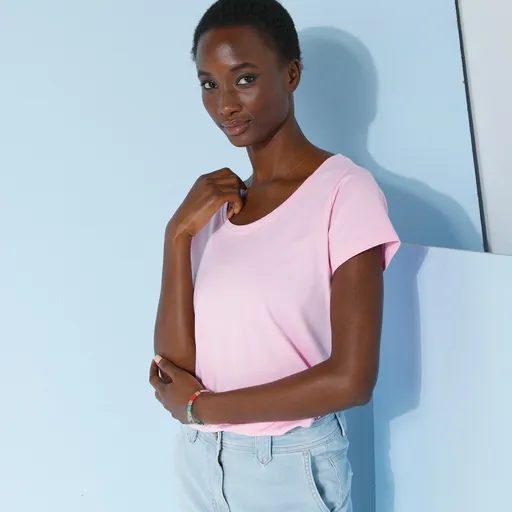 Jednofarebné tričko s okrúhlym výstrihom a krátkymi rukávmi