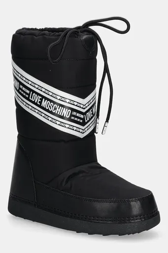 Snehule Love Moschino