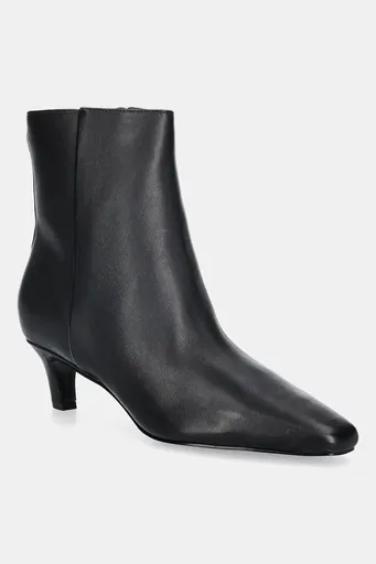 Kožené členkové topánky Guess IDREENA