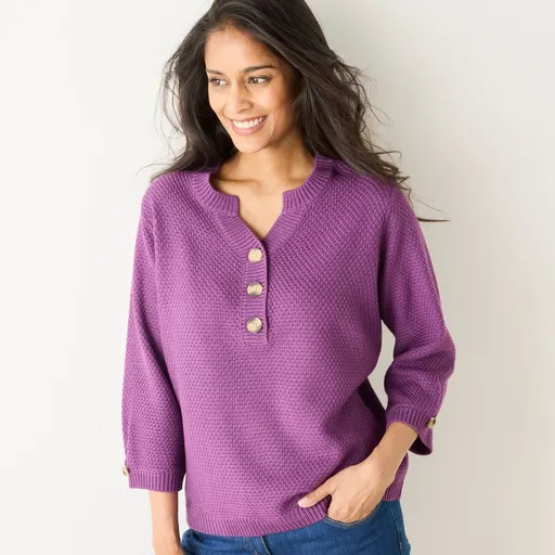 Pulóver s výstrihom na gombíky a perličkovým vzorom