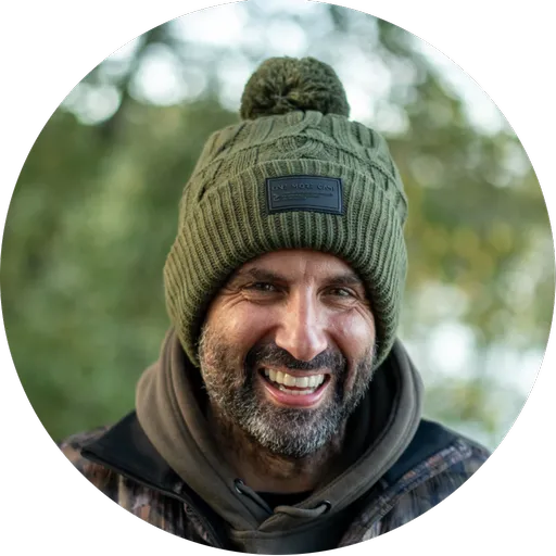 One more cast čiapka the forest ryder bobble hat