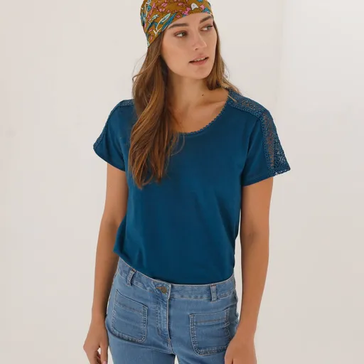 Tričko s okrúhlym výstrihom a čipkou