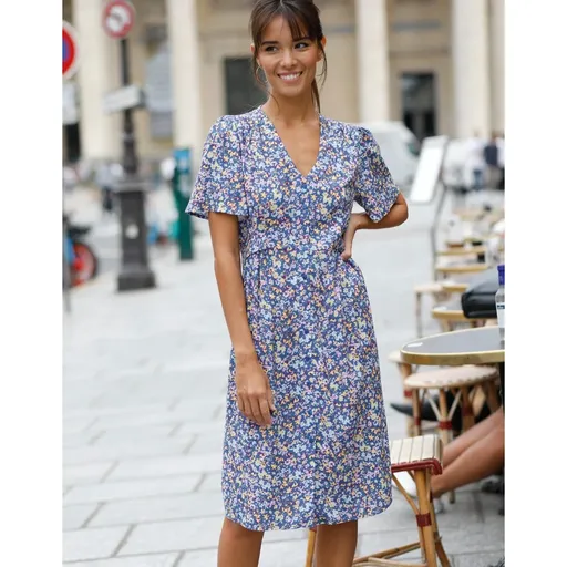 Šaty na zapínanie s potlačou