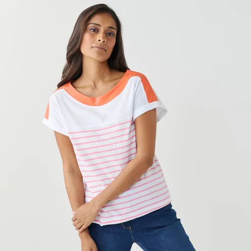 Pruhované tričko s lodičkovým výstrihom a krátkymi rukávmi